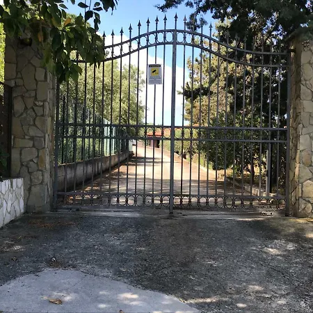 Vakantiehuis Delle Begonie Cefalù