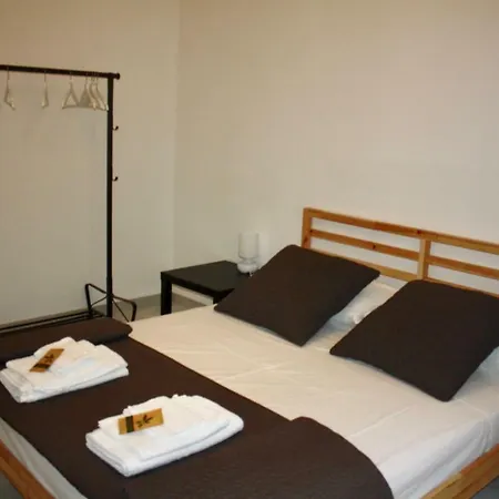 Delle Begonie Vakantiehuis Cefalù